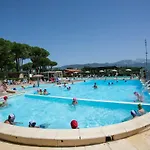 キャンプ場 Grand Charme Voor 4 Personen Op River Village - Joycasa *