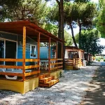 キャンプ場 Grand Charme Voor 4 Personen Op River Village - Joycasa