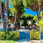 キャンプ場 Grand Charme Voor 4 Personen Op River Village - Joycasa アメーリア