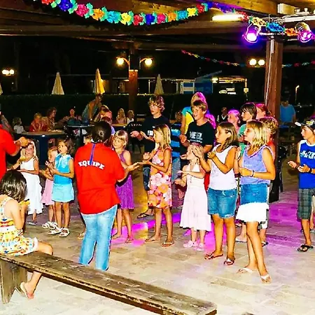 Campeggio Grand Charme Voor 4 Personen Op River Village - Joycasa
