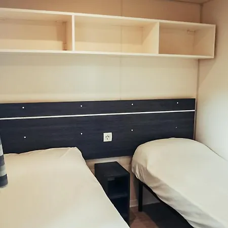 キャンプ場 Grand Charme Voor 4 Personen Op River Village - Joycasa