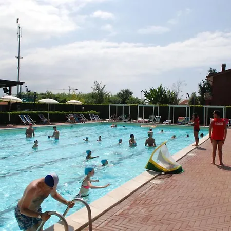 Grand Charme Voor 4 Personen Op River Village - Joycasa